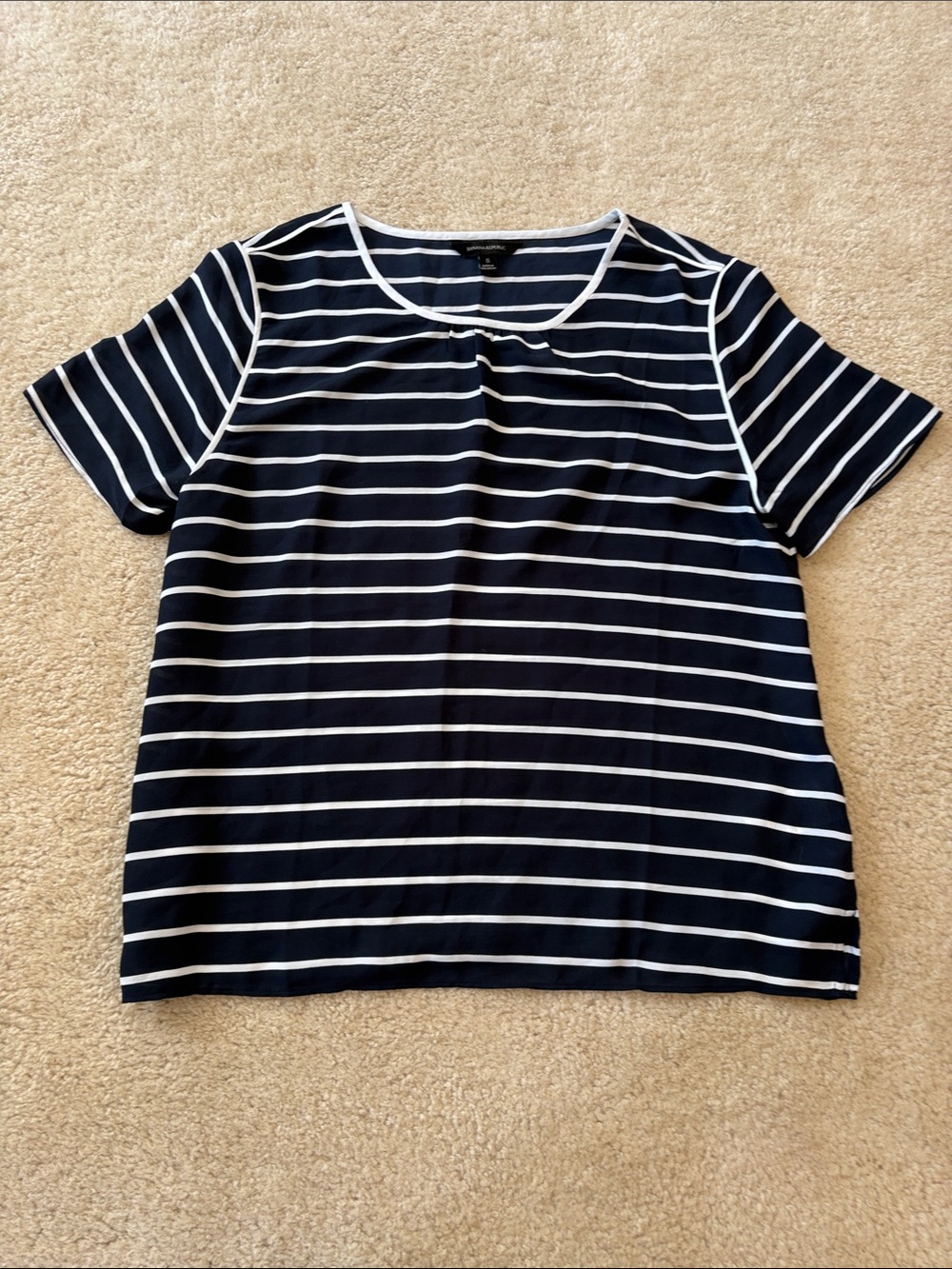 NWOT Banana Republic White-Striped Navy Short-Sleeve Top Sz. S